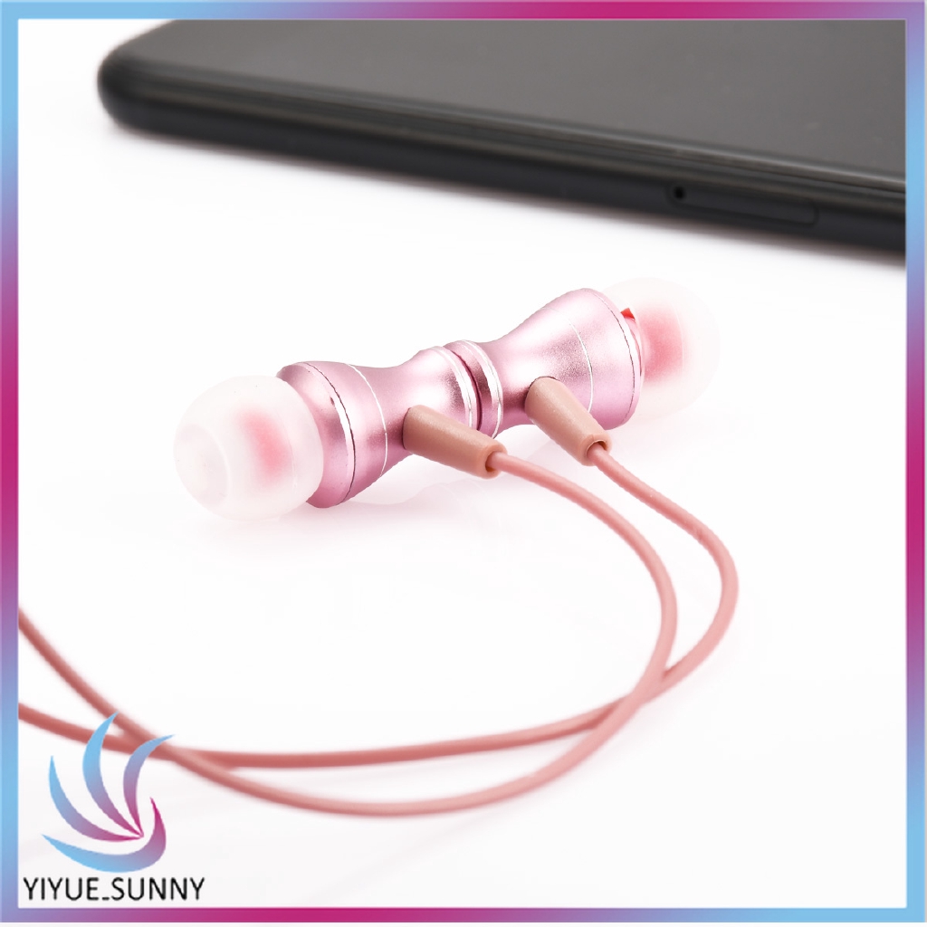 Tai nghe nhét tai có dây kèm mic