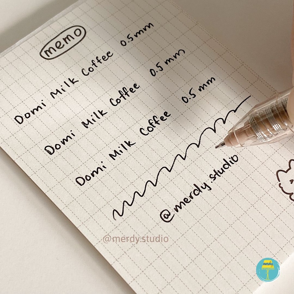 Bút bấm DOMI Milk Coffee mực đen ngòi 0.5mm
