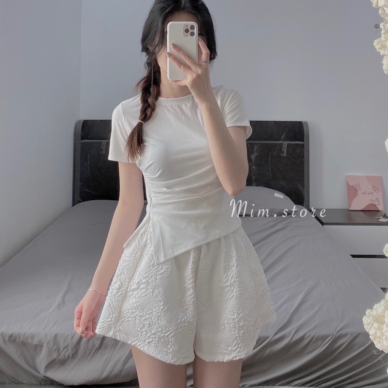 Áo thun tăm lệch tà, dúm eo tôn dáng