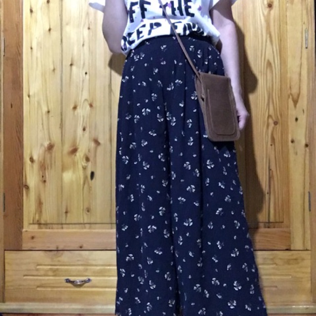 Quần culottes (Quần ống rộng)