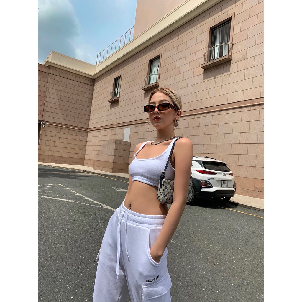 Áo croptop thun 3 lỗ nữ BLMDE | BigBuy360 - bigbuy360.vn