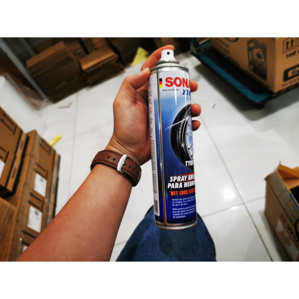 Chai Xịt Bảo Dưỡng Làm Bóng Lốp Xe Ô Tô Sonax Xtreme Tyre Gloss Spray 235300 400ml Tặng Khăn