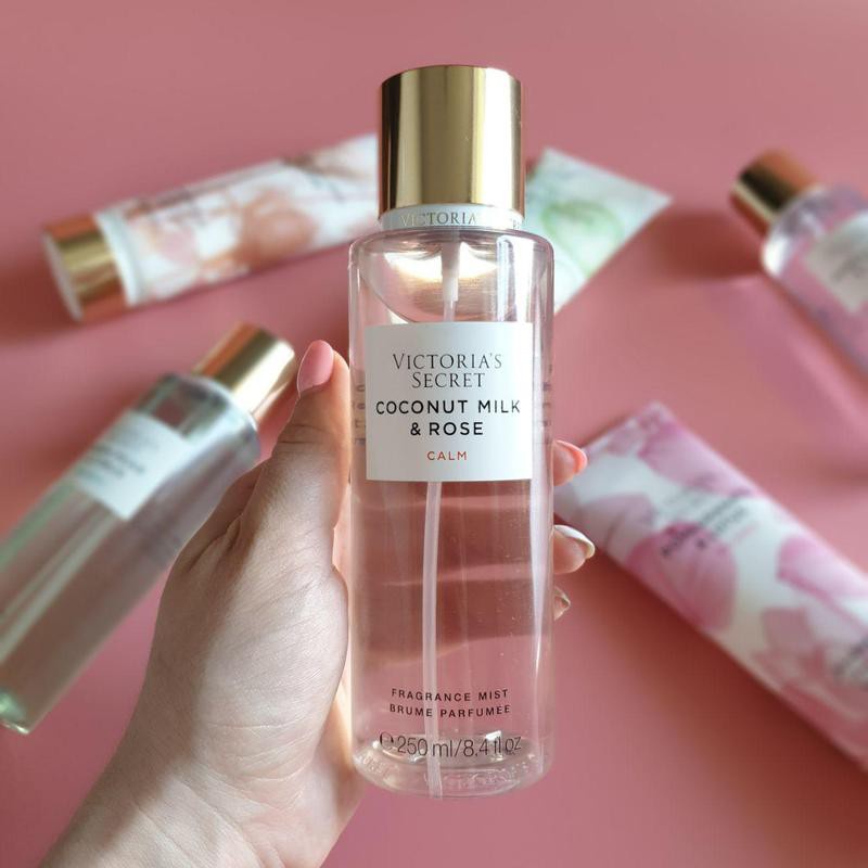 Xịt thơm body Victoria's Secret Coconut Milk &amp; Rose Calm 250ML