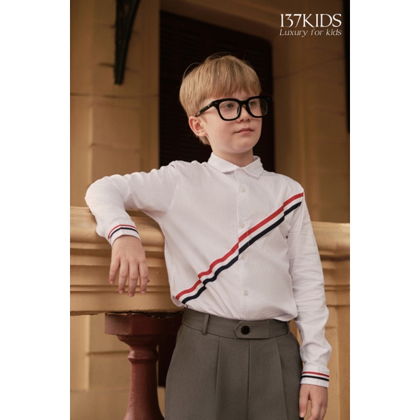 Áo sơ mi trắng bé trai dài tay 137Kids thiết kế kẻ sọc chéo sang chảnh