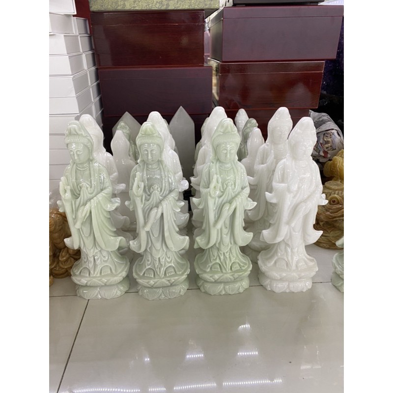 Quan âm đứng đá phong thuỷ [ hàng đẹp ]
