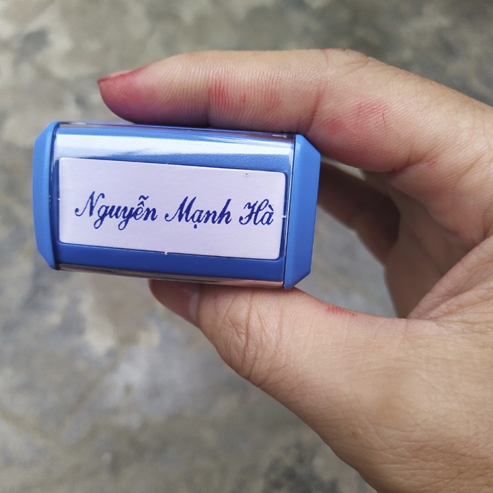 Khắc dấu tên ngắn theo yêu cầu giá sỉ