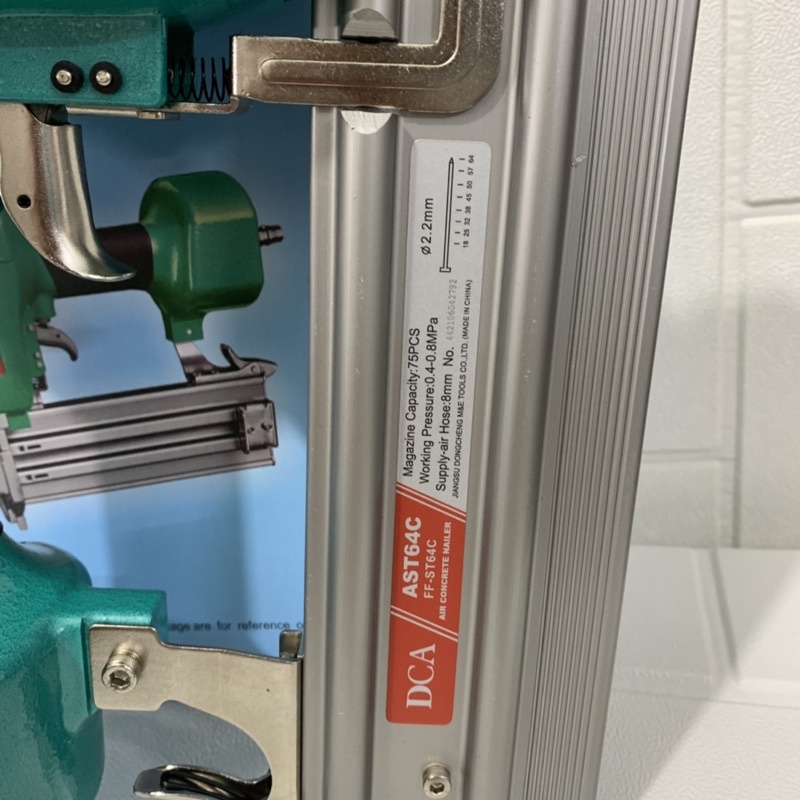 Súng Bắn Đinh Bê Tông DCA  A02-ST64C Dùng Hơi Bảo Hành 6 Tháng