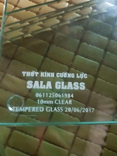 Thớt Kính Cường Lực