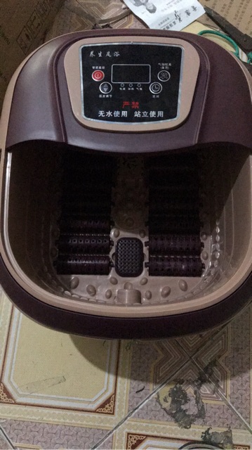 Thùng ngâm chân tự động