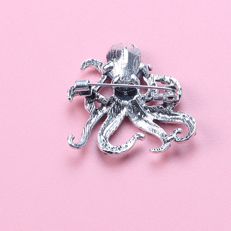 Octopus Enamel Pin Blue Rhinestones Octopus Brooches Pins For Women Men Cute Sea Animal Crystal Jewelry Accesseries Gift