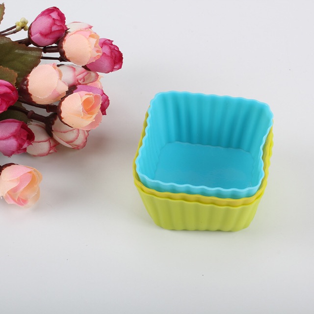 Khuôn silicon cupcake vuông 5cm