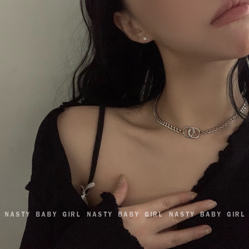 Dây chuyền kim loại trang trí mặt tròn đôi phong cách hip hop đơn giản