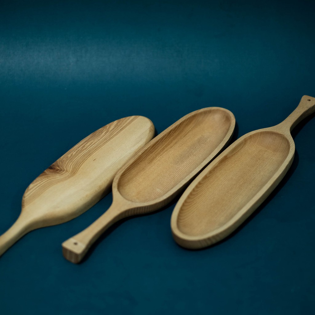 Khay gỗ tay cầm hình trái bí, wooden tray