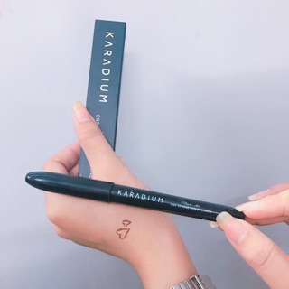 Kẻ mắt dạ karadium 