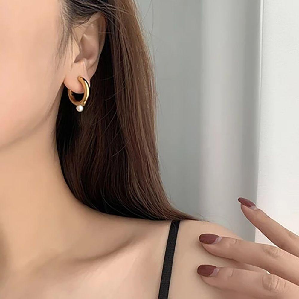 Bông Tai Hình Tròn Thiết Kế Tinh Tế Dễ Thương Cho Nữ