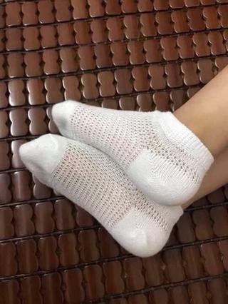 Tất lưới trẻ em