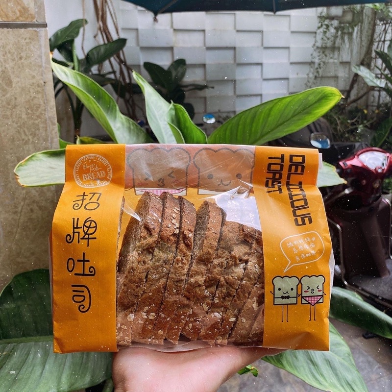 Bánh Mì Ngũ Cốc Nguyên Cám Healthy Eat Clean By Tuna