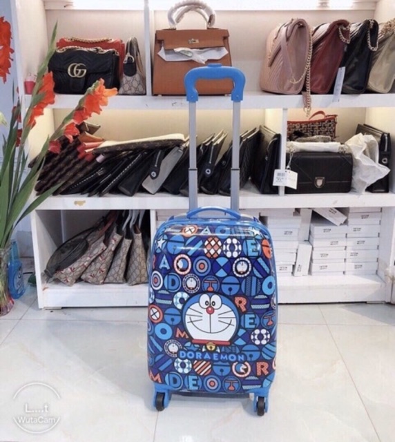 Vali kéo Doremon 18 inch cho bé