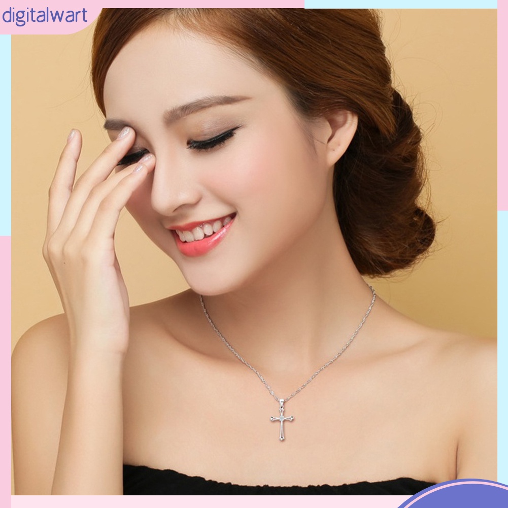 DI_Women's Fashion Jewelry Cubic Zirconia Inlaid Cross Shape Necklace Pendant