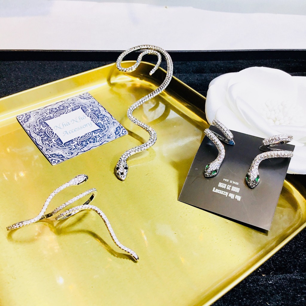 Khuyên Vành Tai Hình Rắn Bên Trái Độc Đáo NHÀ NHỎ 417