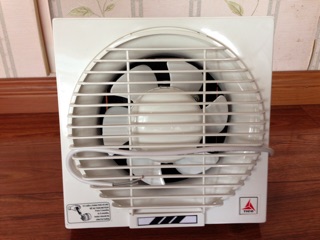 Quạt thông gió gắn tường 1 chiều tc - 15av6