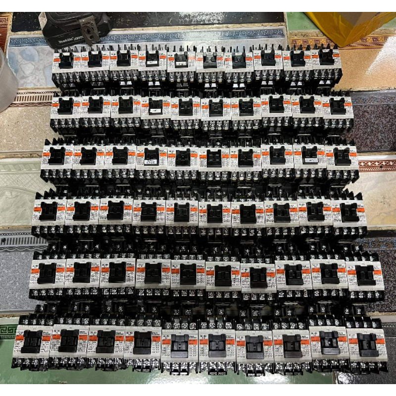 Khởi động từ (contactor) coil 220V Fuji 35A,13A,11A,20A - Hàng Nhật bãi gần như mới, tiếp điểm ngon