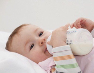 Bình sữa Philips Avent 260ml Classic