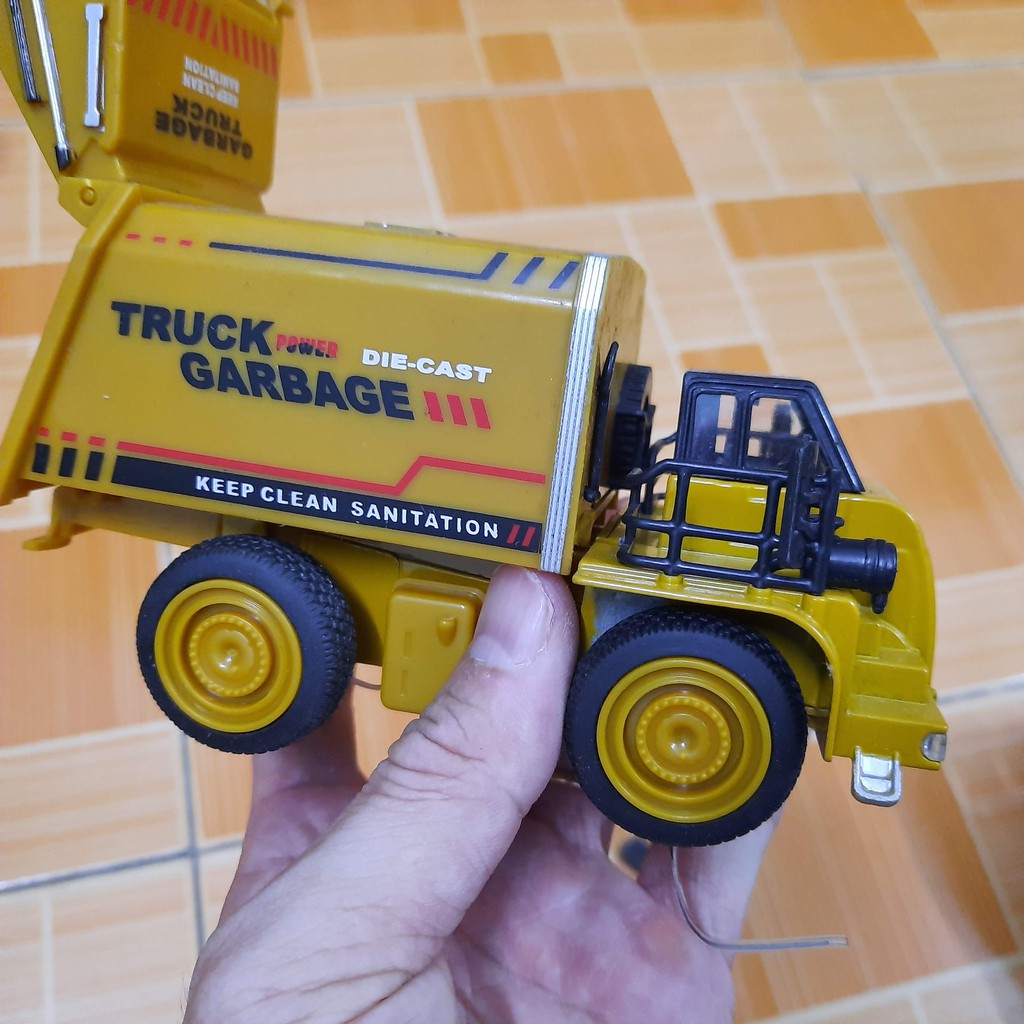 Mô hình xe chở rác die cast garbage truck xe đồ chơi trẻ em tỉ lệ 1:48 có âm thanh và đèn