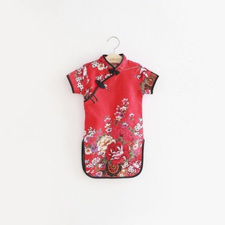 Sườn xám bé gái
