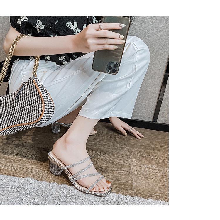SANDAL ĐÍNH ĐÁ ĐẾ TRONG SIZE NHỎ 31-34