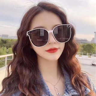 Kính Mát Thời Trang Gọng Lớn Cho Nữ