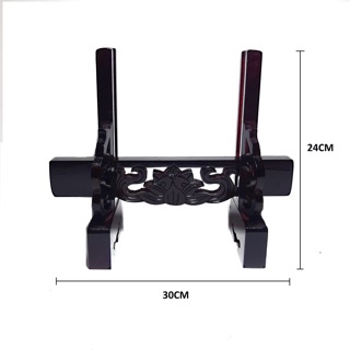Chân,giá để khung hình thờ. Bề ngang khung hình bao nhiêu cm cộng thêm 5cm  ra số chân ,giá cần đặt