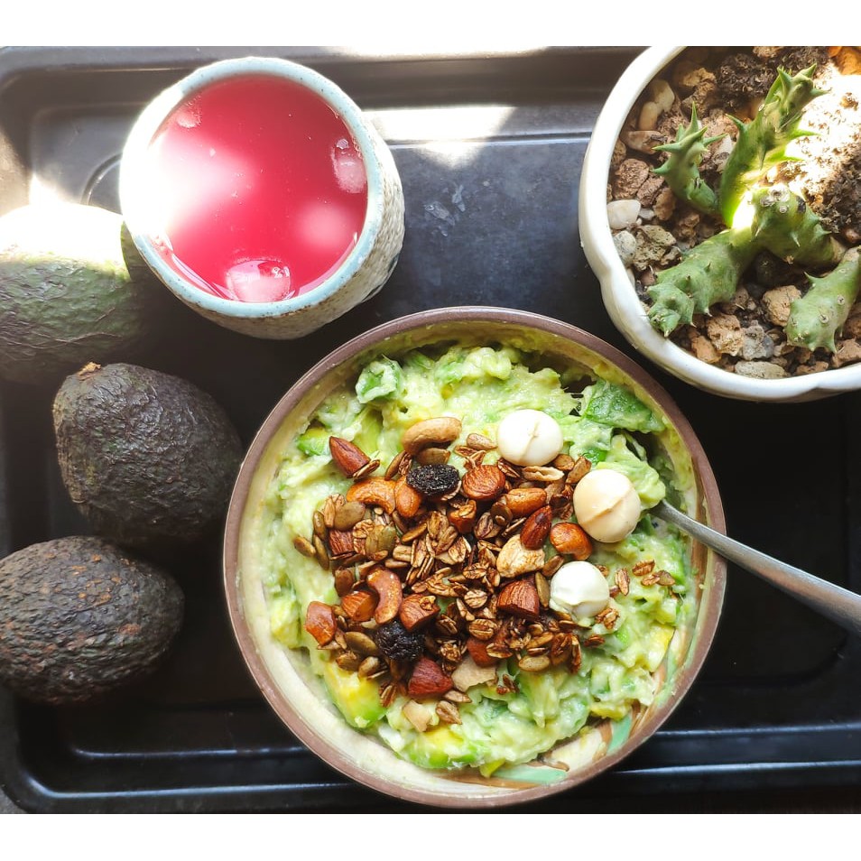 Đồ ăn vặt granola Lê Nguyệt Nuts 250g, Mix nuts tẩm mật ong,ngũ cốc giảm cân, dành cho người bận rộn | BigBuy360 - bigbuy360.vn