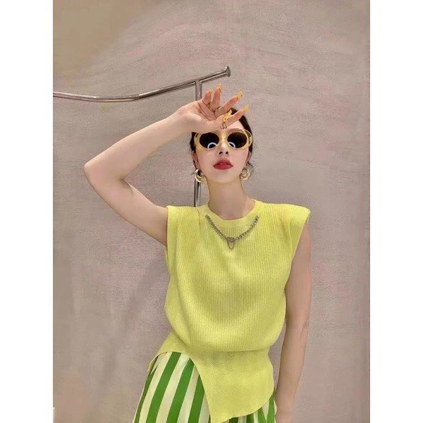 Áo len độn vai không tay kèm xích B cực hot