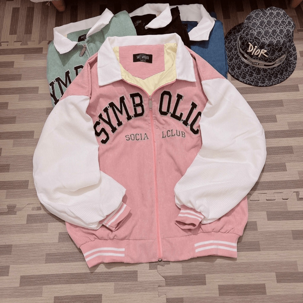 Áo Khoác Nhung Nữ Cổ Bẻ Thêu Logo 2 Lớp Form Rộng Mặc Đẹp Hot Trend