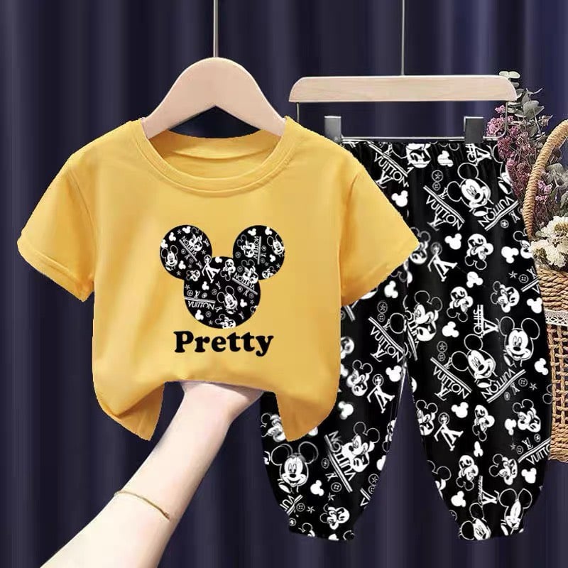 Bộ Quần Áo Mickey Cộc Tay Mùa Hè Chất Vải Thun Thoáng Mát Cho Bé Trai Và Bé Gái Từ 11kg Đến 35kg Doly Store