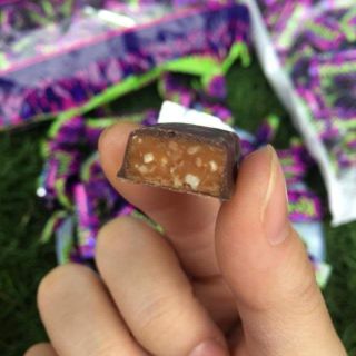 Socola Kpokaht hạnh nhân Nga