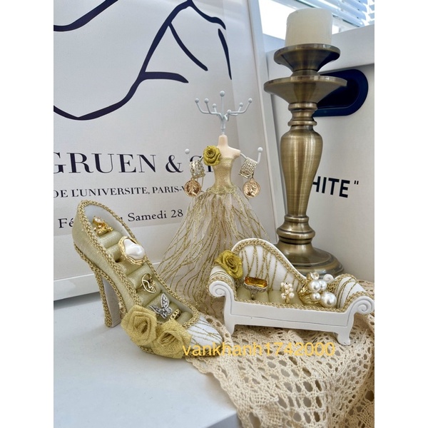 Set 3 món váy/giày/ghế treo trang sức hoàng kim sang trọng