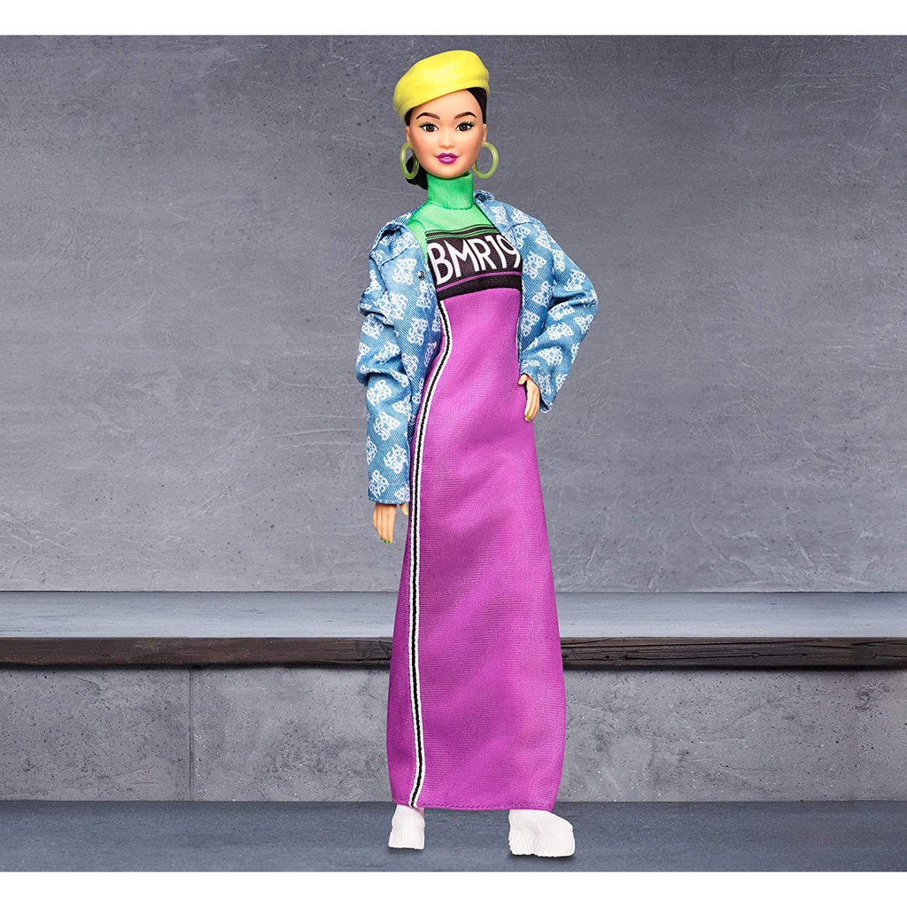 Barbie BMR1959 Cô Gái Châu Á Mặc Đầm Dài In Logo và Áo Khoác Cỡ Rộng
