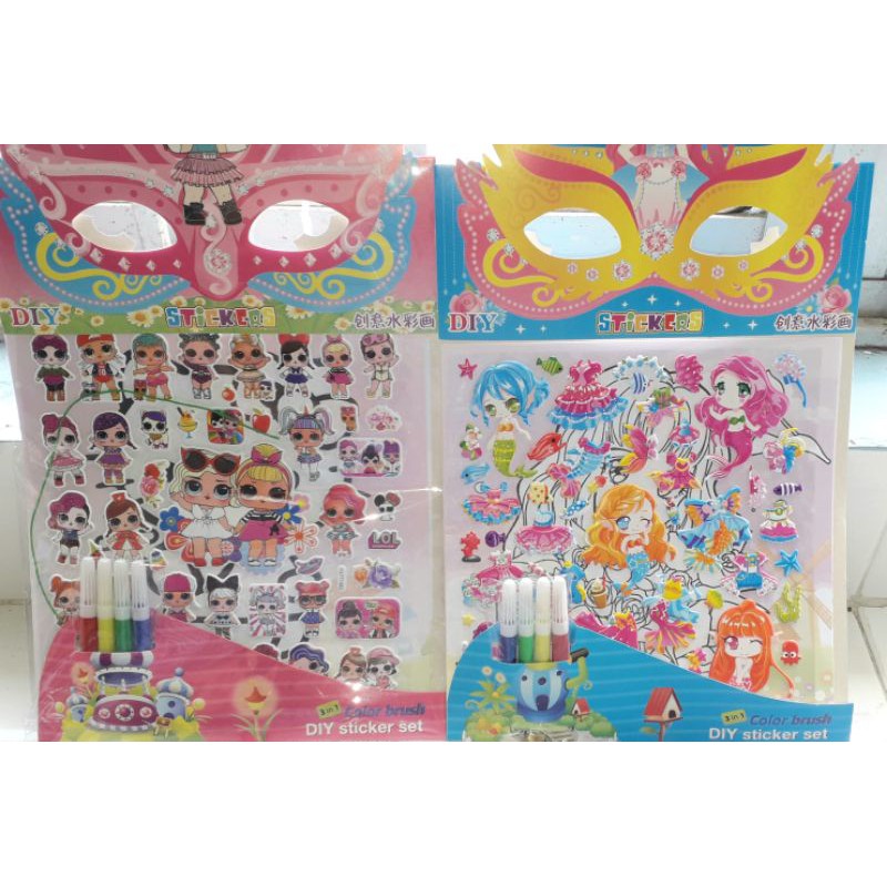 Một xấp dán nổi và tô màu 3 trong 1 có nhiều mẫu khác nhau rất đẹp