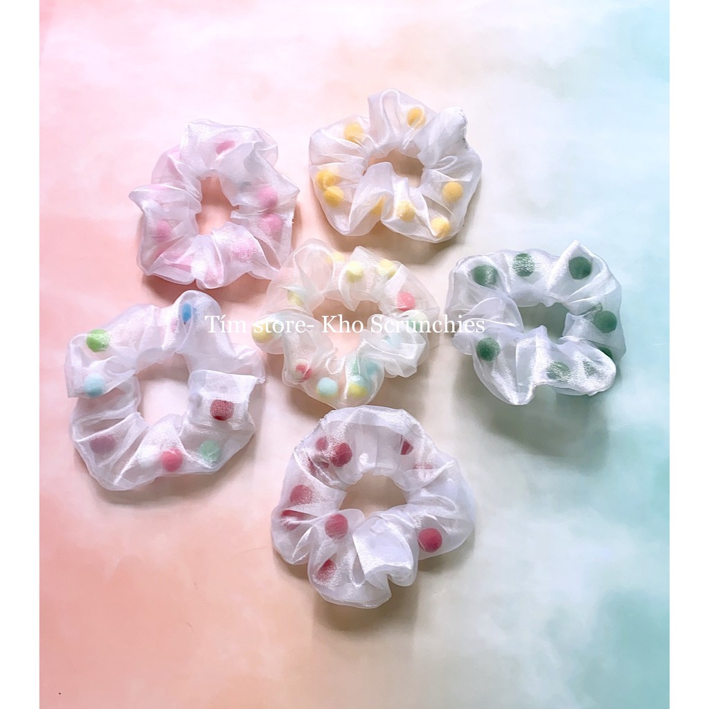 [4MOMS-Ảnh thật] SCRUNCHIES POMPOM NHIỀU MÀU - CỘT TÓC VẢI GIÁ RẺ