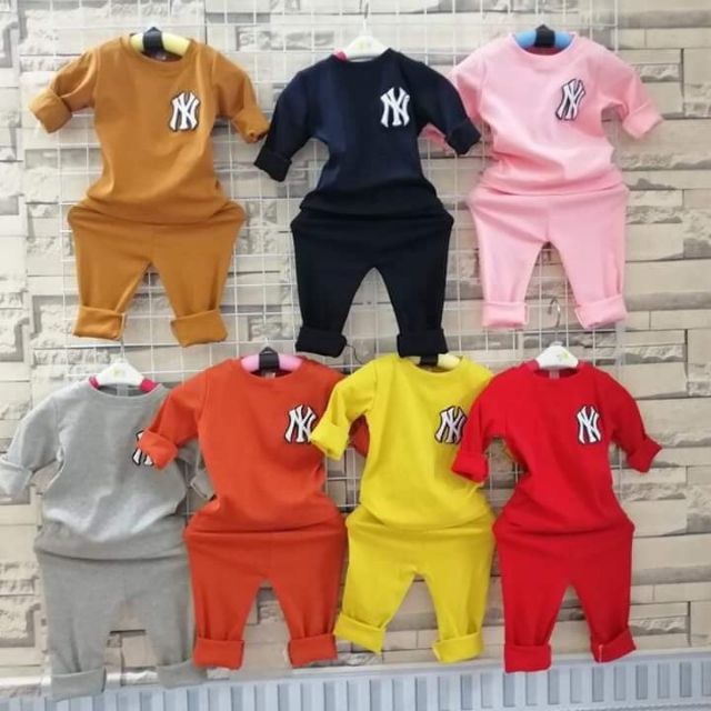 Sĩ 50 bộ NY