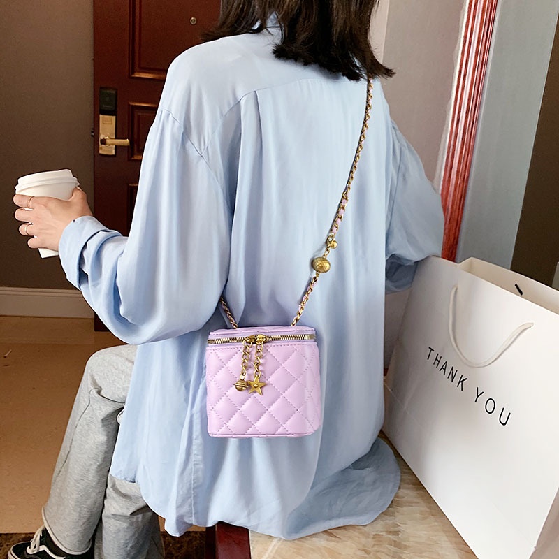 Túi Đeo Chéo Dáng Vuông Nhỏ Phối Dây Đeo Sợi Xích Thời Trang Dễ Phối Đồ