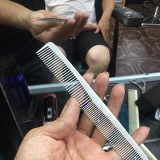 Lược cắt tóc inox cao cấp siêu bắt tóc