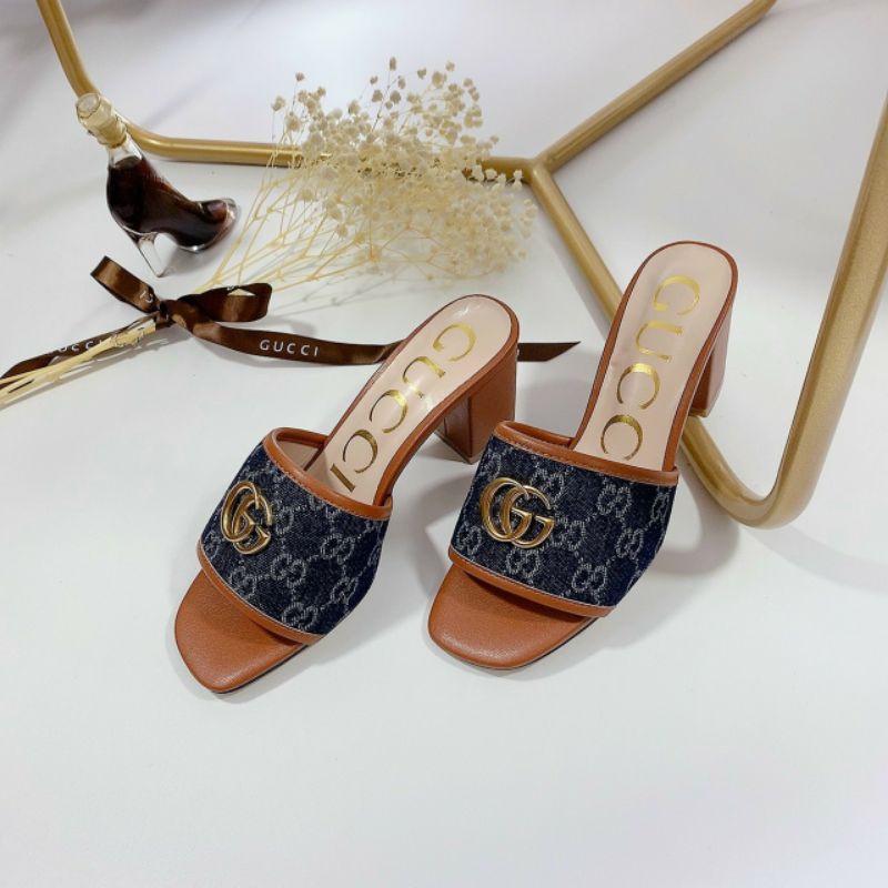Dép lê và guốc Guccii quai vải jeans bò nâu đen
