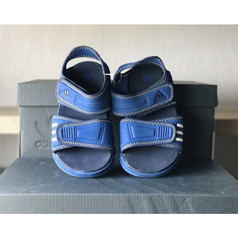 {2hand} Giày trẻ em adidas Akwah 7 K V22208( size29)
