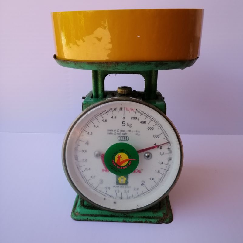 Băng dính, băng keo 1kg vàng đục