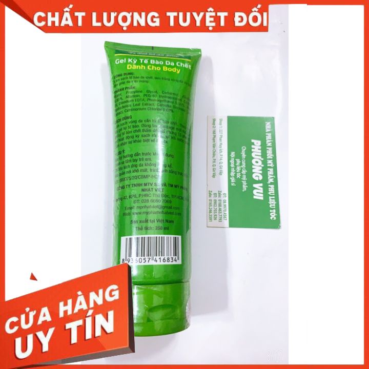 Gel tẩy tế bào chết Trà Xanh nhật Việt 250ml dành cho body- TẨY SẠCH LỚP BỤI BẨN DA CẰN CỖI LÂU NGÀY -GIÚP CHO DA MỊN