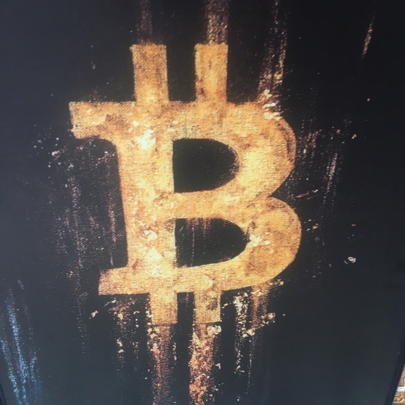 Tranh Bitcoin, Eth, tranh in vải canvas 40x60cm, đủ khung và đinh treo