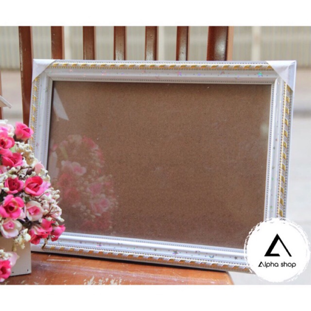 Khung bằng  khen A4 (21x30) trắng  trám vàng